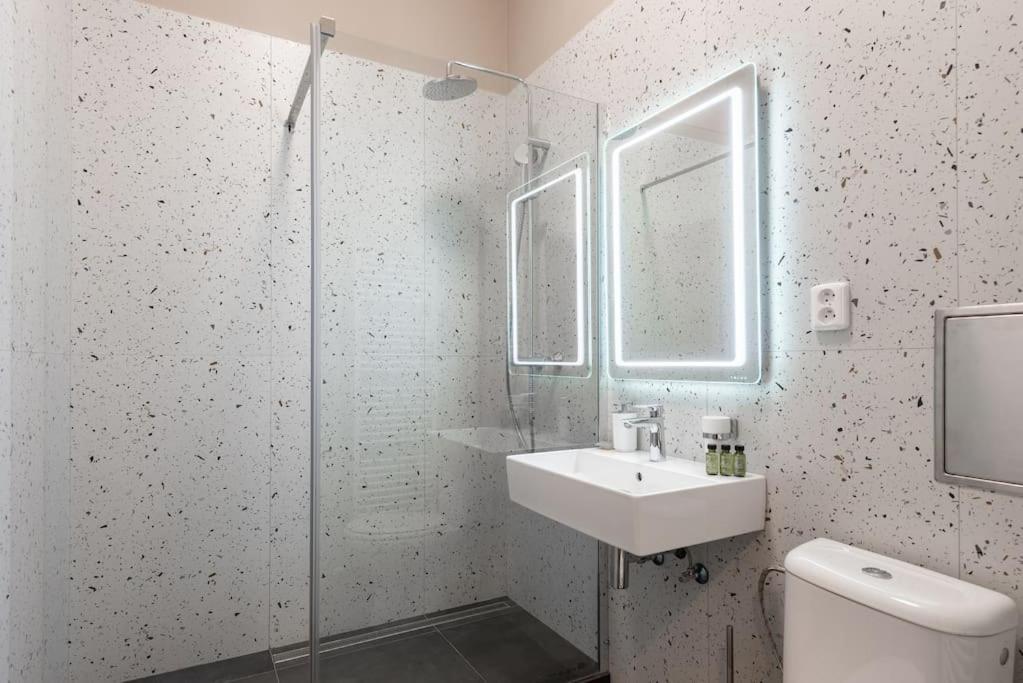 Vals Garden Apartment Prague